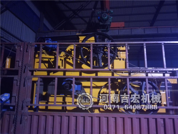 四輥破碎機發(fā)貨現場